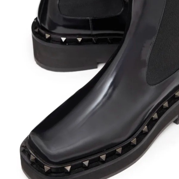 Valentino Black Stud-Trim Platform Chelsea Boots - Picture 3 of 15